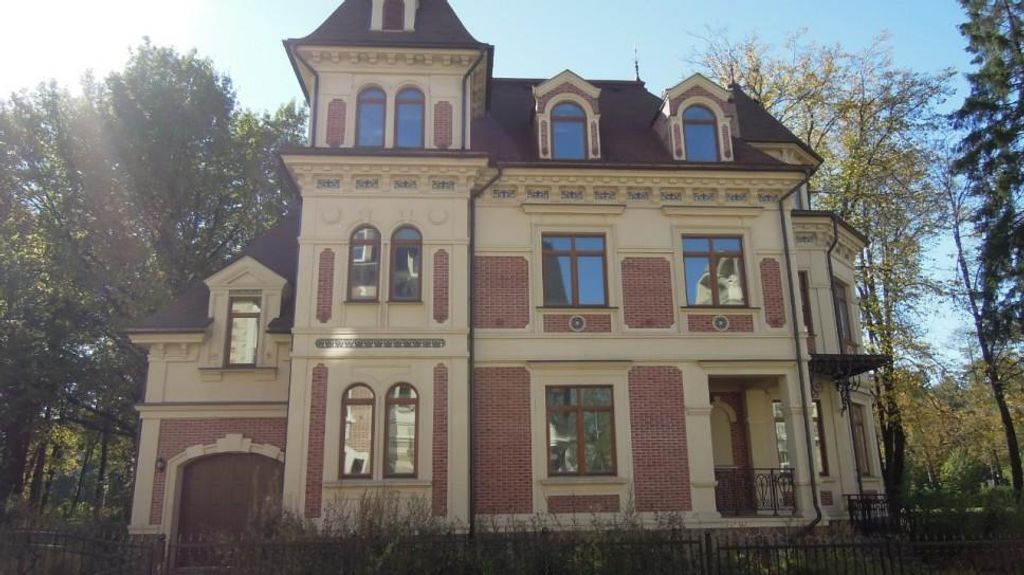 Luxuriöse Villa zu verkaufen in Ozëra, Russland 16864921