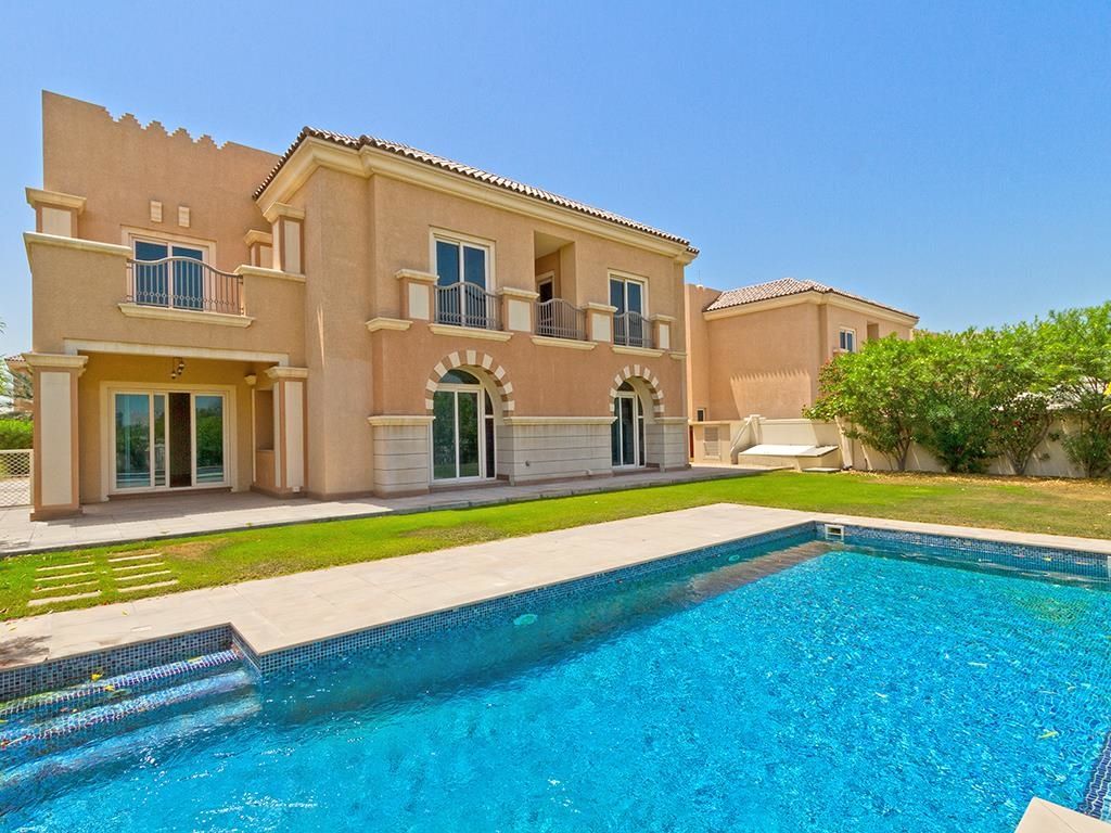 Villa de luxe de 5 chambres en vente Dubaï - 42620321 | LuxuryEstate.com