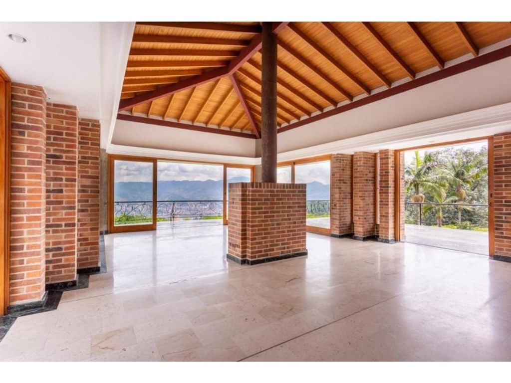 Luxury House for sale in Medellín, Colombia 129112026