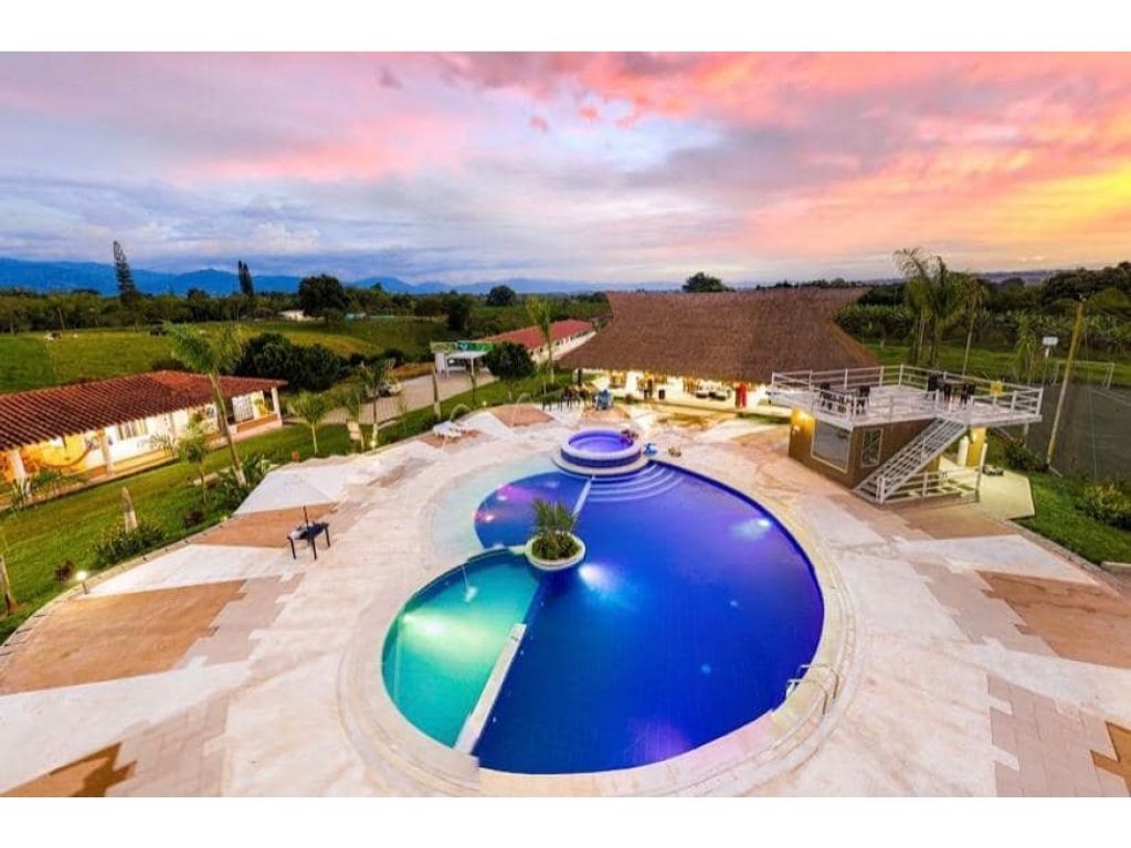 Luxury Hotel for sale in Armenia, Departamento del Quindío 127972788