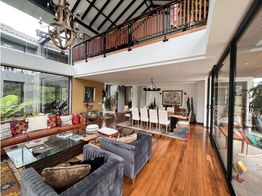 4 bedroom luxury House for sale in Medellín, Colombia 127970634