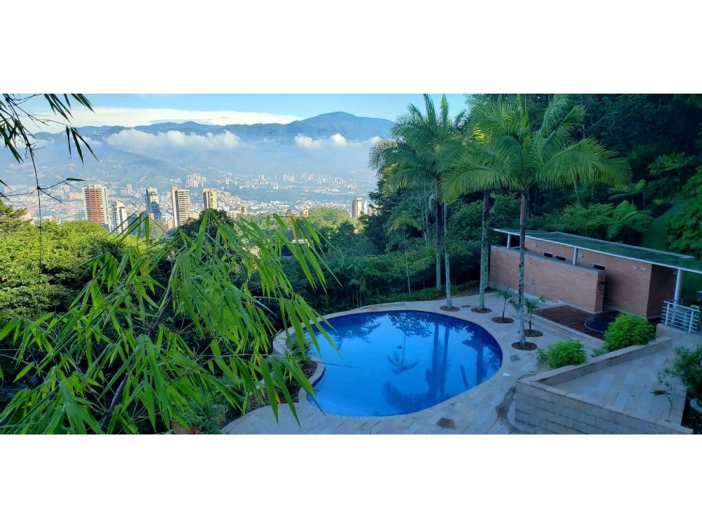 Casa de campo de alto standing de 4145 m2 en venta Medellín, Departamento de Antioquia