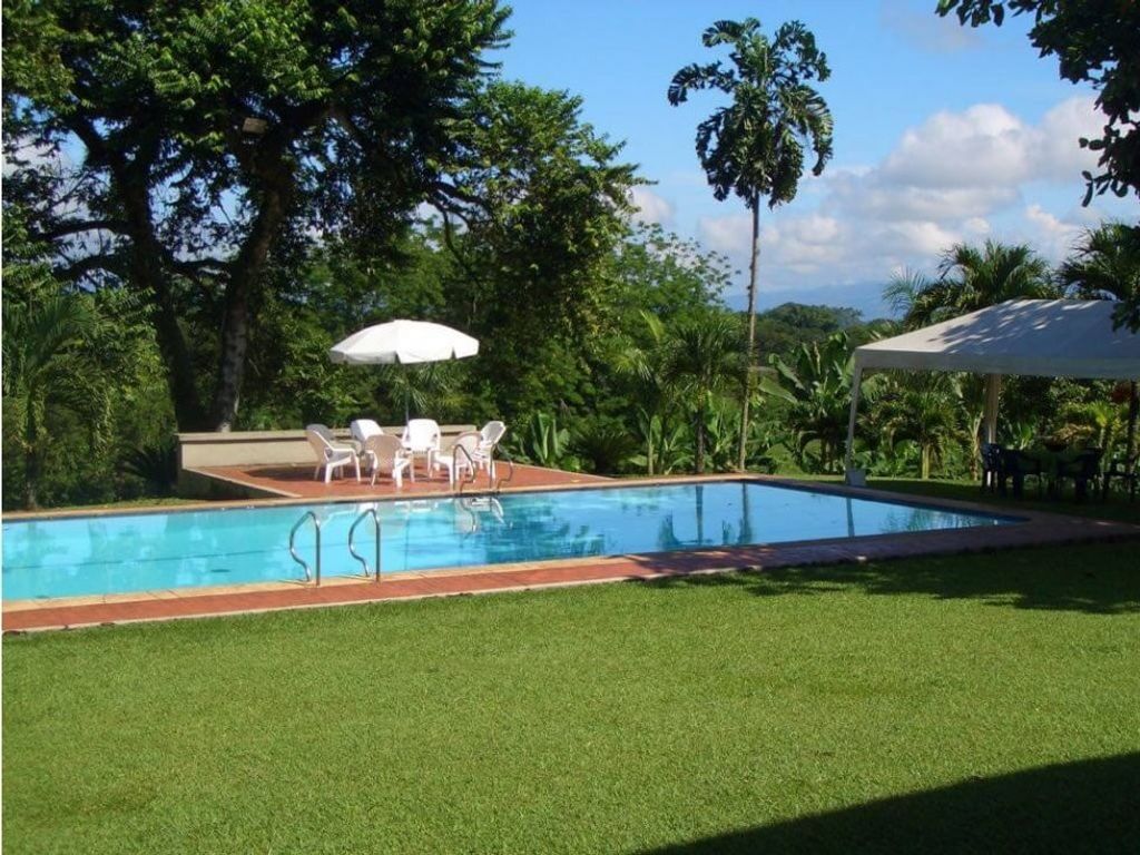 8 bedroom exclusive country house for sale in Manizales, Departamento