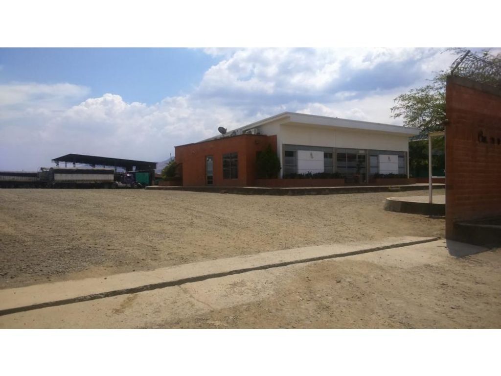 Terreno / Solar de 8000 m2 en venta - Cali, Departamento del Valle del Cauca