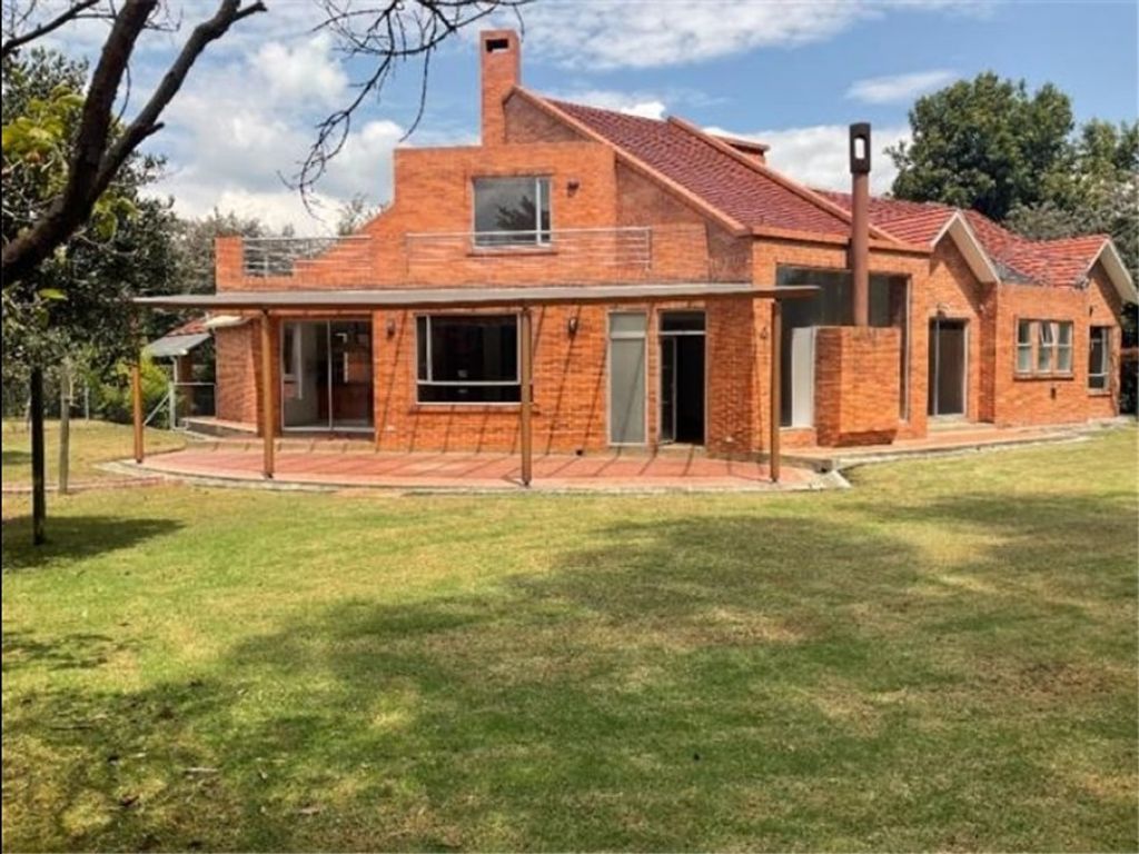 Luxury House for sale in Bogotá, Colombia 127972877