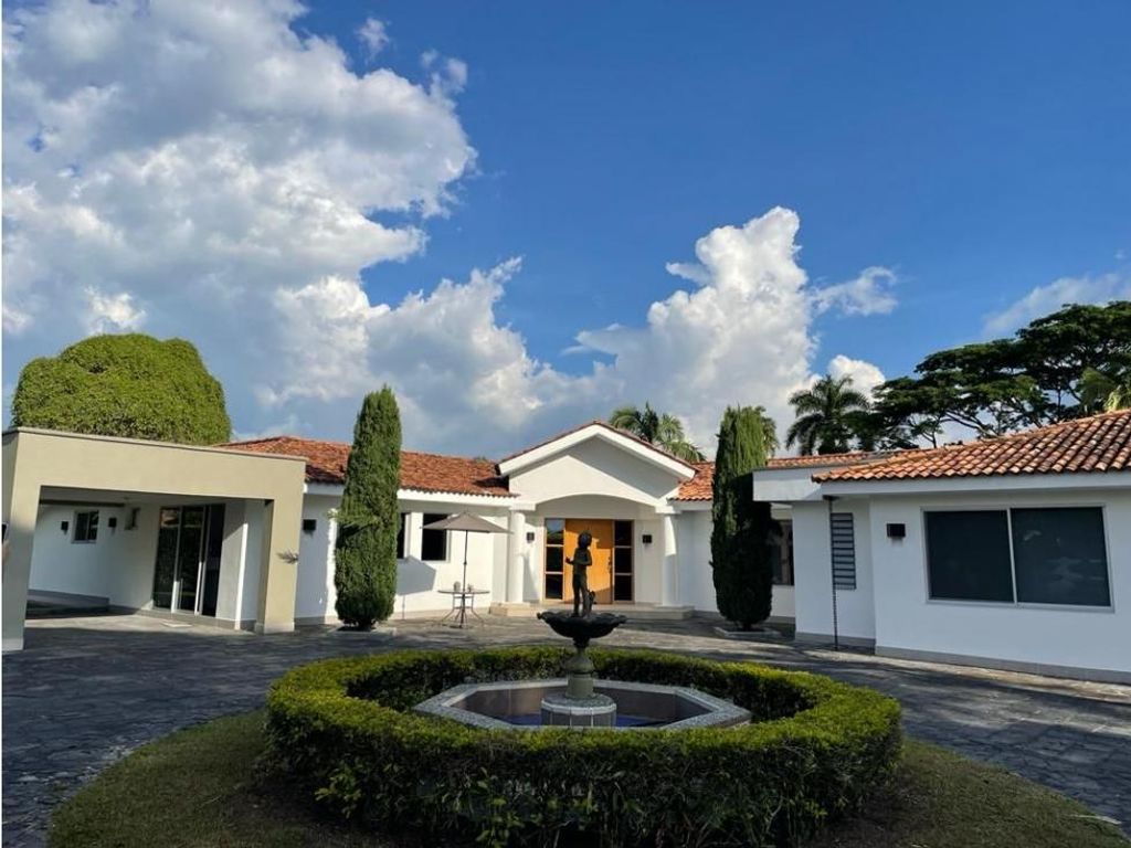 5 bedroom exclusive country house for sale in Armenia, Colombia
