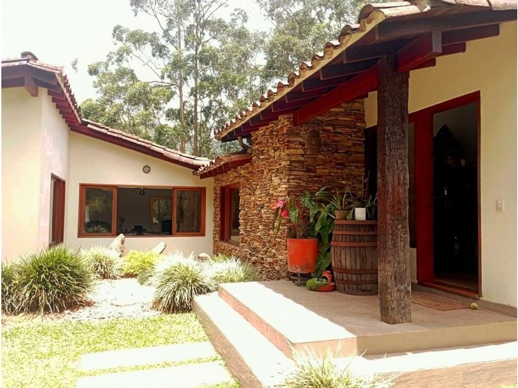 Casa de campo de alto standing de 5 dormitorios en venta La Estrella, Colombia