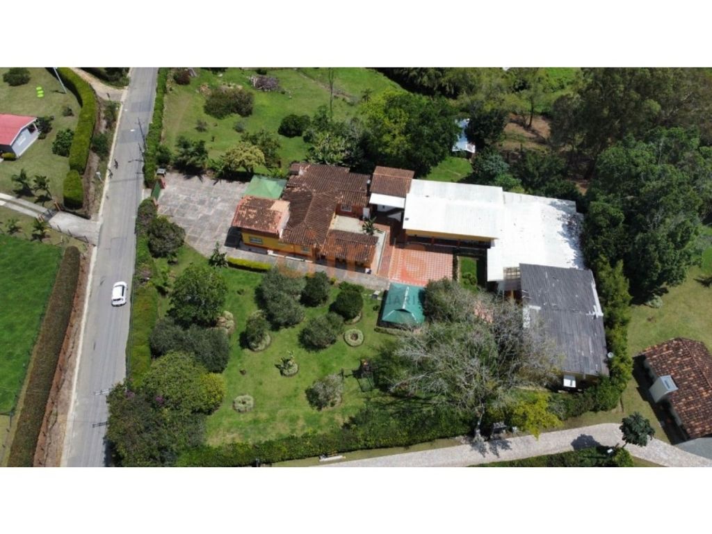 10 bedroom exclusive farmhouse for sale in Rionegro, Colombia