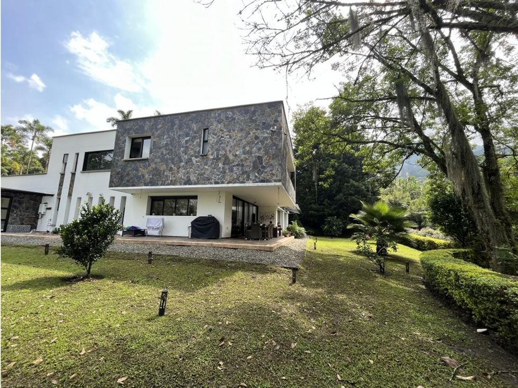 Exclusive country house for sale in Envigado, Colombia 127971571