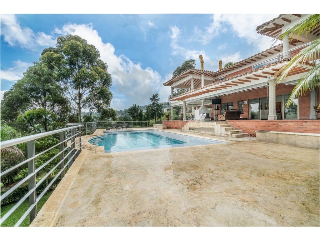 6 bedroom exclusive country house for sale in Medellín, Colombia