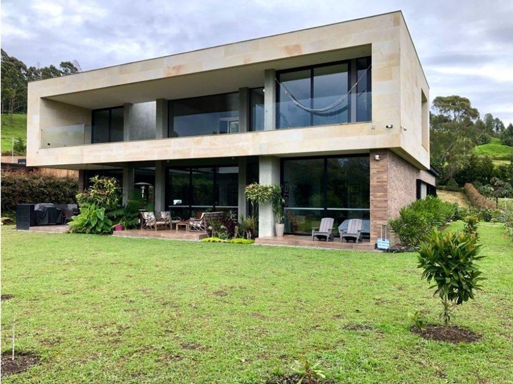 Exclusive country house for sale in Envigado, Colombia 129107366