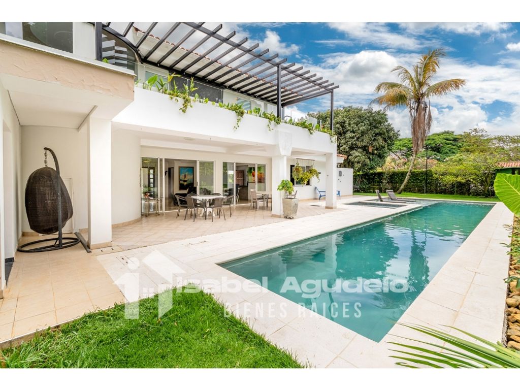 5 bedroom luxury House for sale in Santiago de Cali, Colombia
