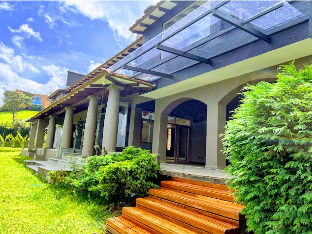 4-bedroom-luxury-house-for-sale-in-medell-n-departamento-de-antioquia