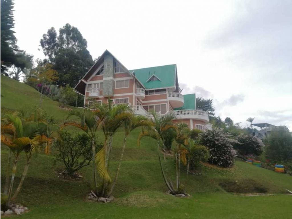 6 bedroom exclusive farmhouse for sale in Guatapé, Colombia 129113703
