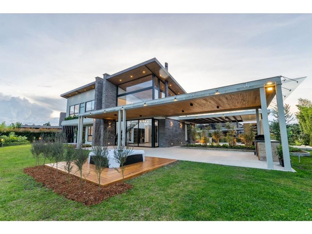 4 bedroom luxury House for sale in Rionegro, Colombia 127968549