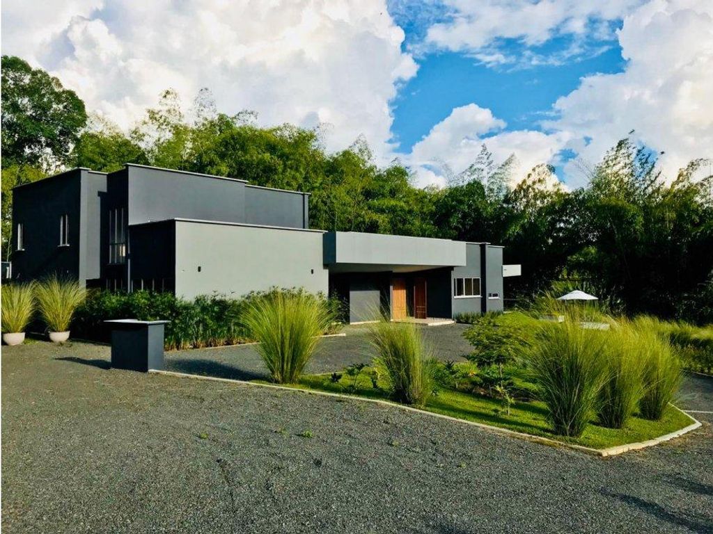 Casa de campo de alto standing de 2000 m2 en venta Pereira, Colombia