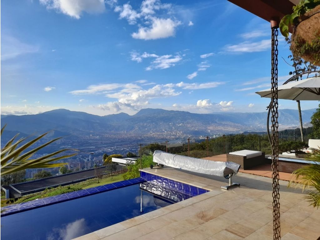 Exclusive country house for sale in Medellín, Colombia 129108538