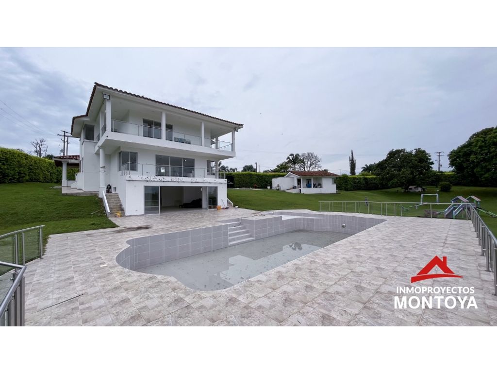 4 bedroom exclusive country house for sale in Pereira, Colombia