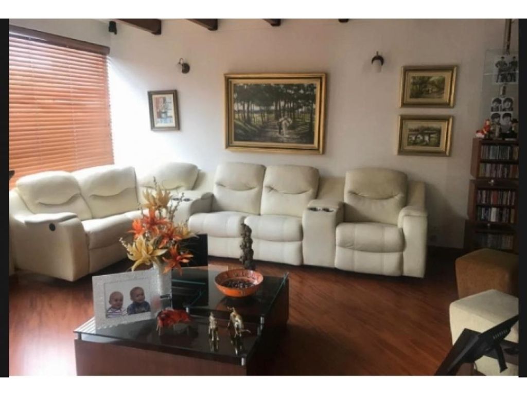 Luxury House for sale in Bogotá, Colombia 127974599