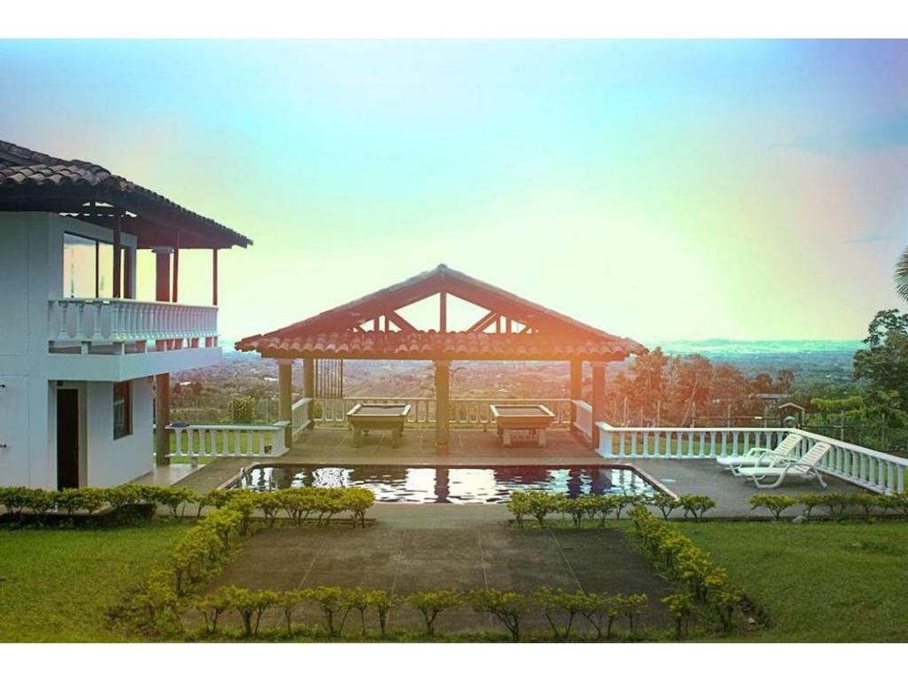 4 bedroom exclusive farmhouse for sale in Pereira, Colombia 128607925