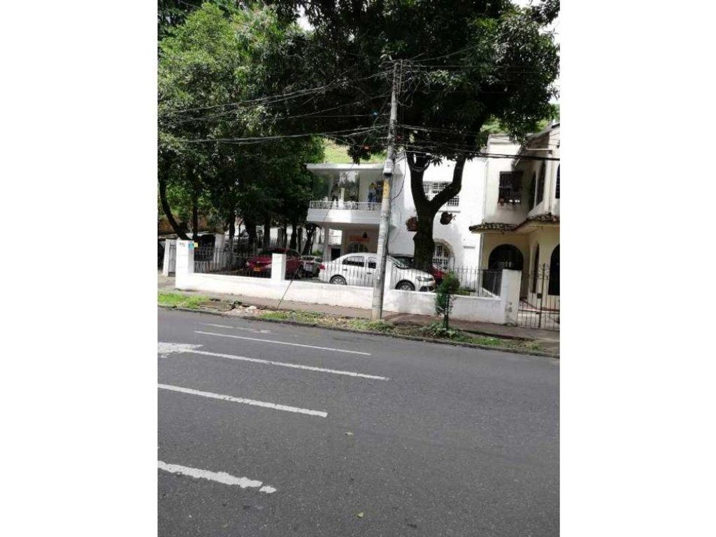 4 bedroom luxury House for sale in Santiago de Cali, Departamento del