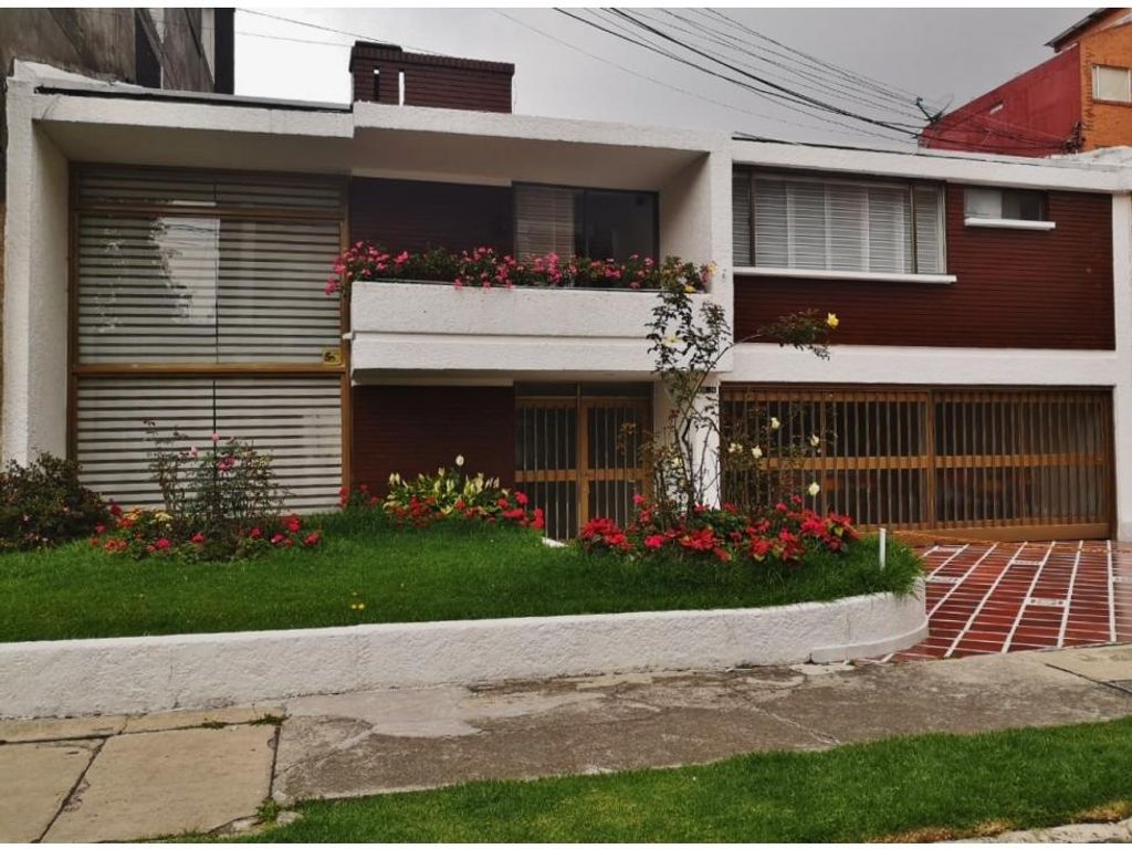 Luxury House for sale in Bogotá, Bogota D.C. 127977438
