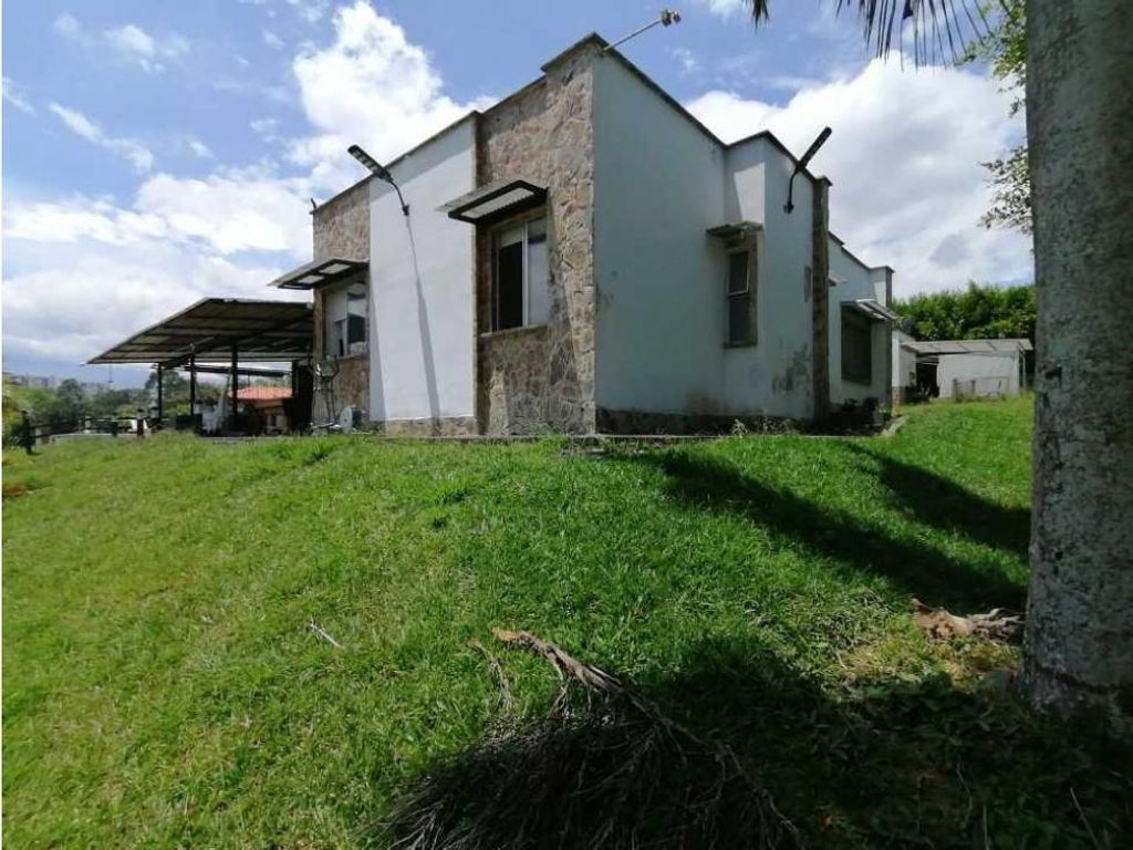 5 bedroom exclusive country house for sale in Armenia, Colombia