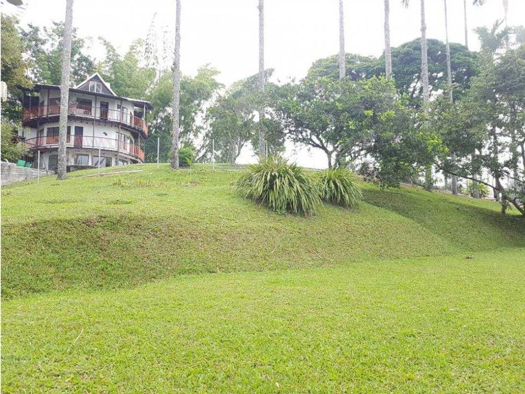 3 bedroom exclusive farmhouse for sale in Manizales, Departamento de