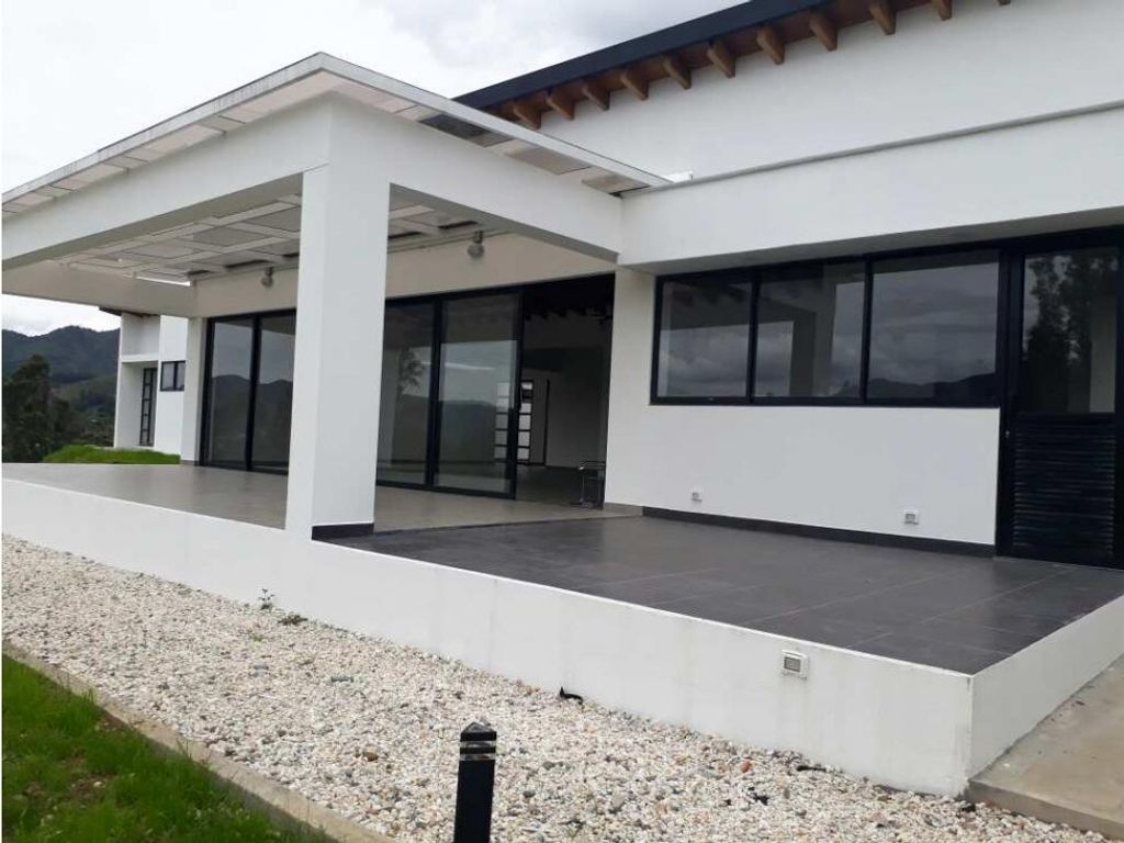 Lussuoso casale in vendita La Ceja, Colombia 128696672