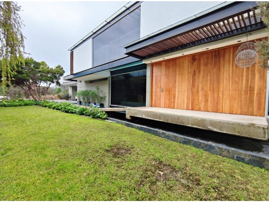 3 bedroom exclusive country house for sale in Medellín, Colombia