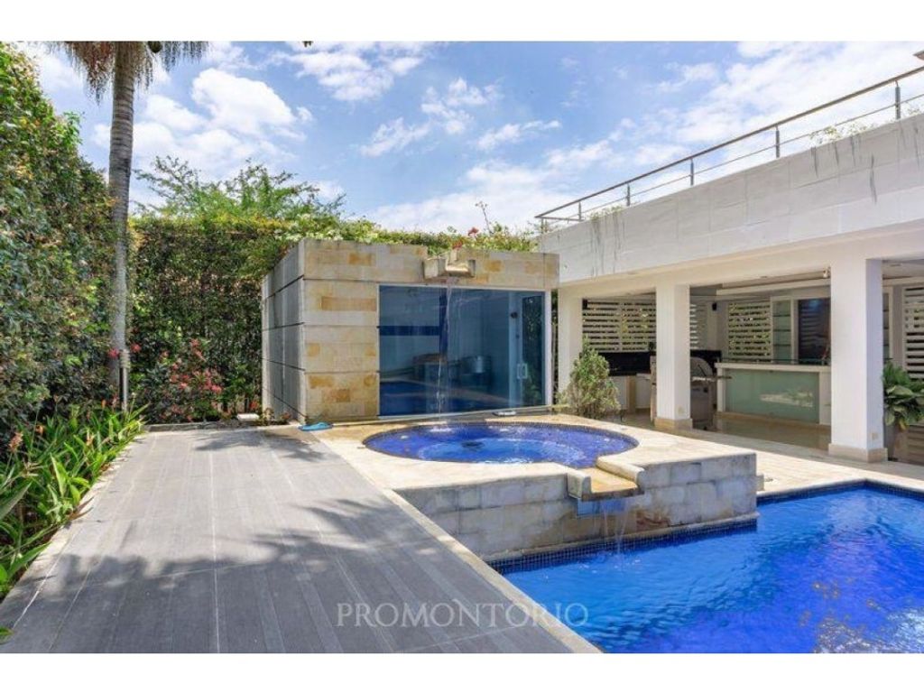 4 bedroom luxury House for sale in Santiago de Cali, Colombia