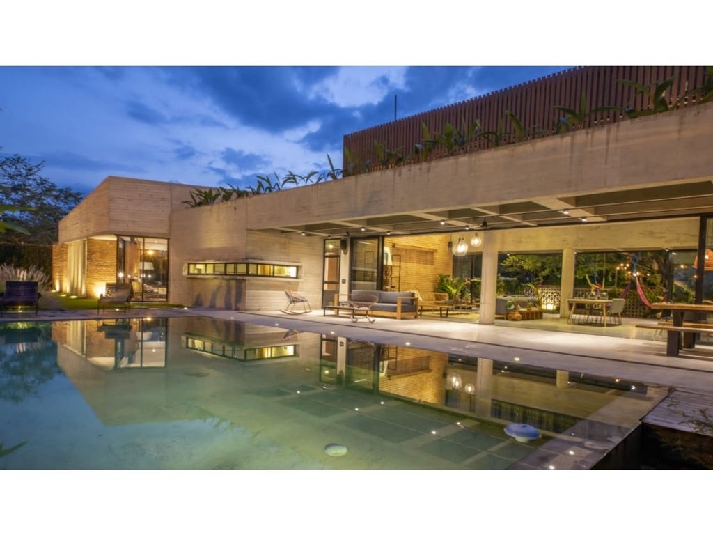 Exclusive country house for sale in Santiago de Cali, Colombia