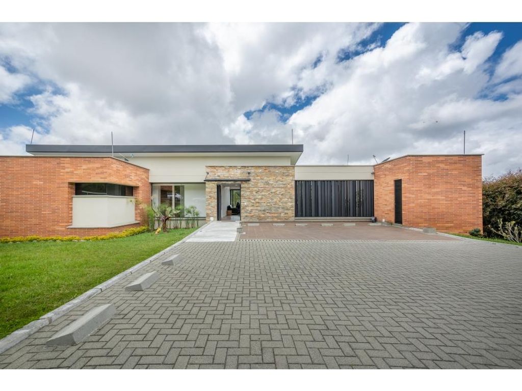 3 bedroom exclusive country house for sale in Envigado, Colombia