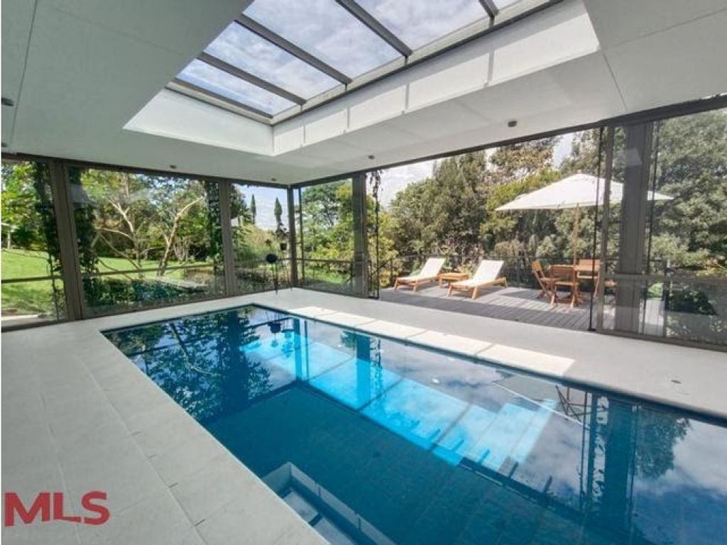 Luxury House for sale in Medellín, Colombia 127969159