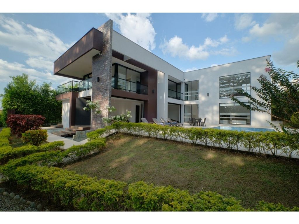 9 bedroom exclusive country house for sale in Armenia, Colombia