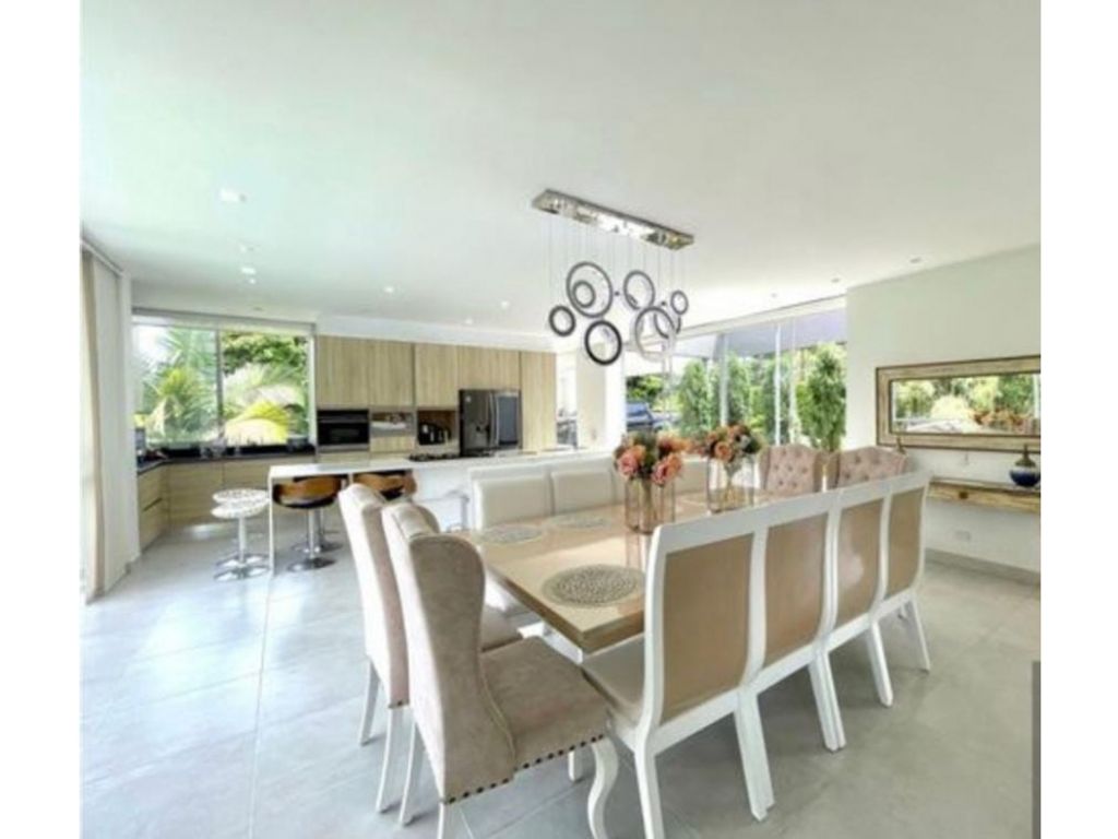8 bedroom exclusive country house for sale in Pereira, Colombia