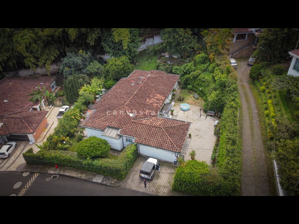 4 bedroom luxury House for sale in Medellín, Colombia 127969563