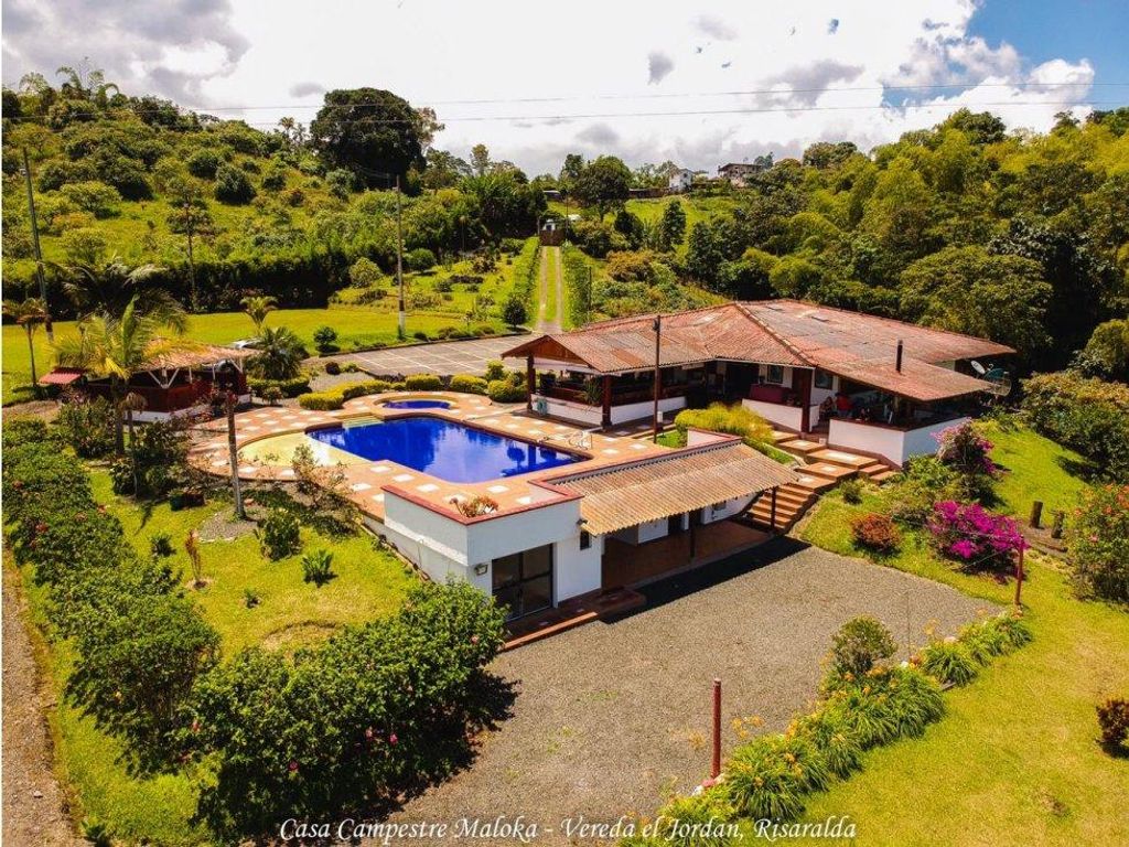 8 bedroom exclusive farmhouse for sale in Pereira, Colombia 129105894
