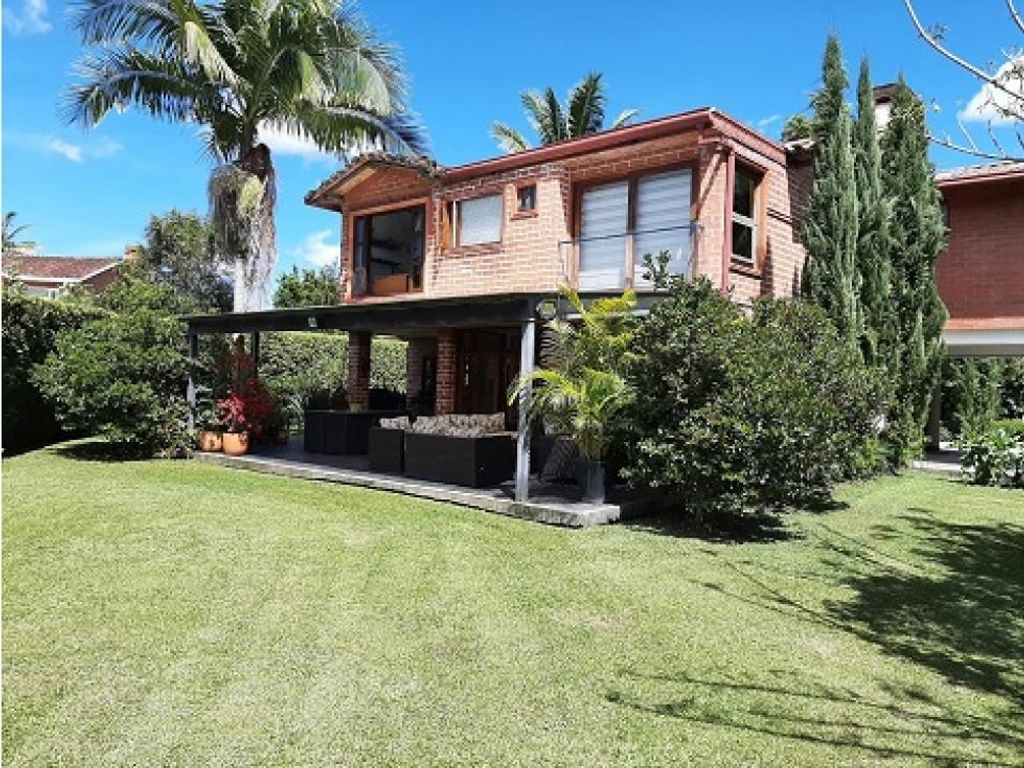 4 bedroom exclusive country house for sale in Rionegro, Colombia