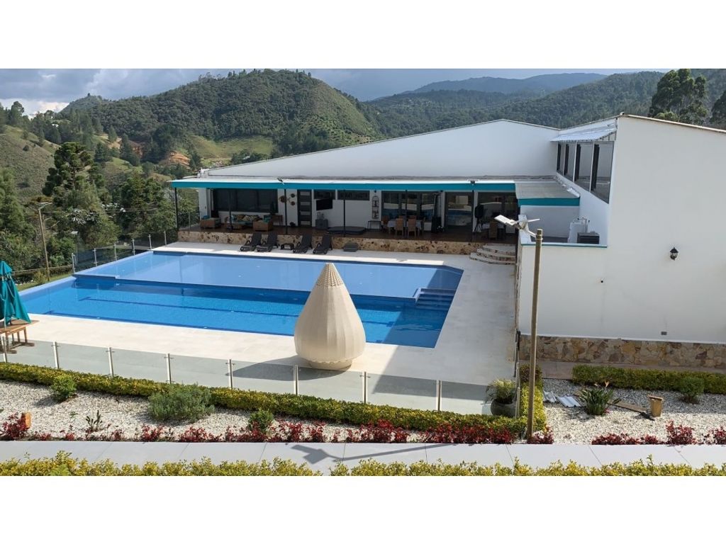 9 bedroom luxury House for sale in Medellín, Colombia 129453635