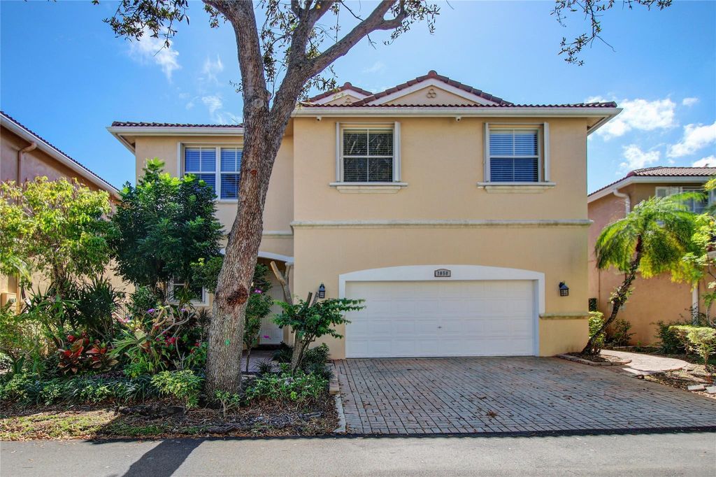 Villa / Chalet de lujo de 278 m2 en venta en Hollywood, Florida 129733761