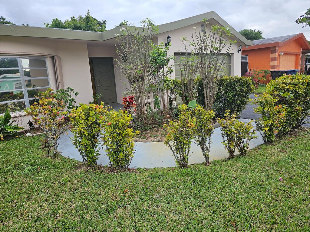 4 bedroom luxury Villa for sale in Lauderdale Lakes, United States