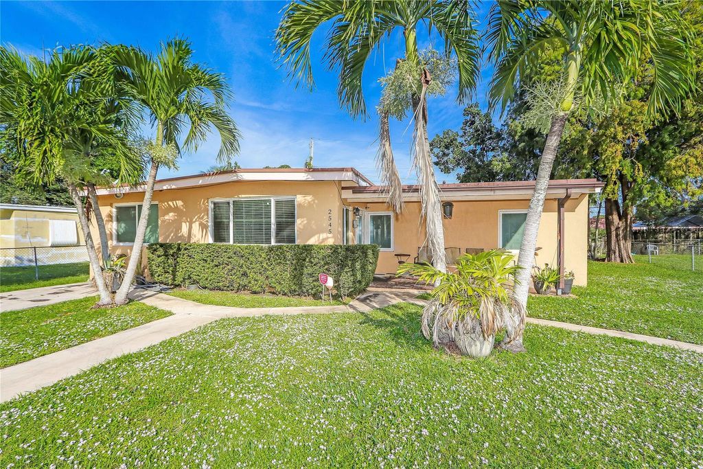 Luxury Villa for sale in Miami Gardens, Florida 129604556