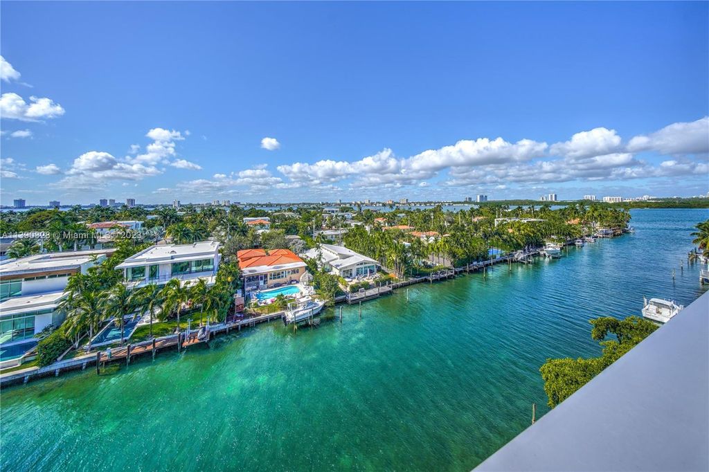 Luxury apartment complex for sale in Bay Harbor Islands, United States