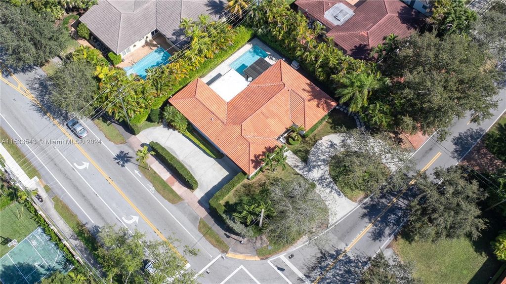 Luxury Villa for sale in Coral Gables, Florida