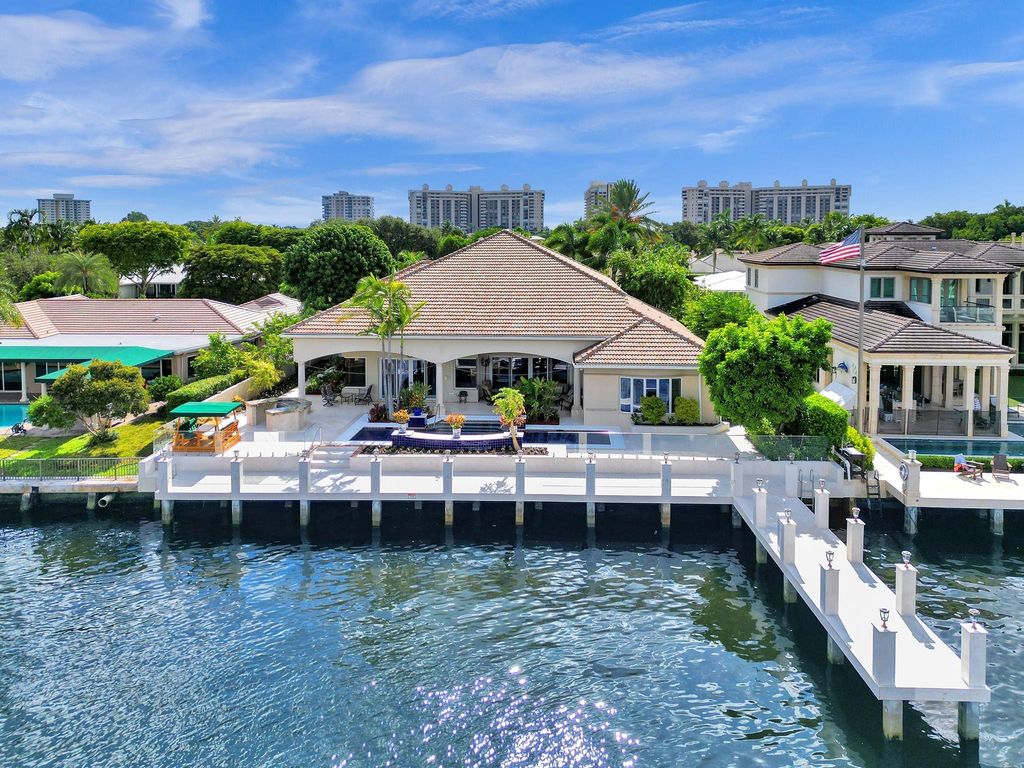 Luxury Villa for sale in Sea Ranch Lakes, Florida