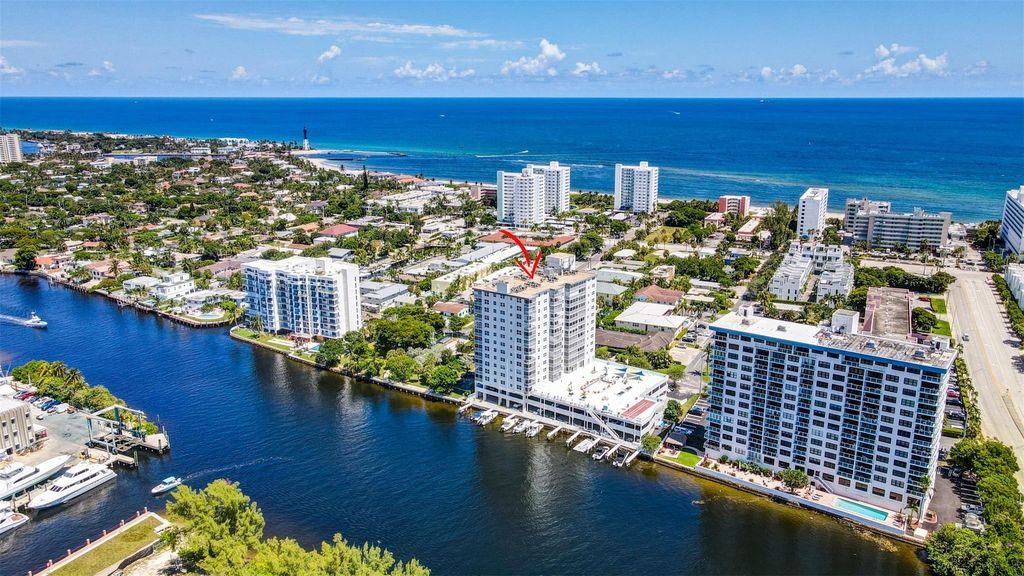Luxury apartment complex for sale in Pompano Beach, United States