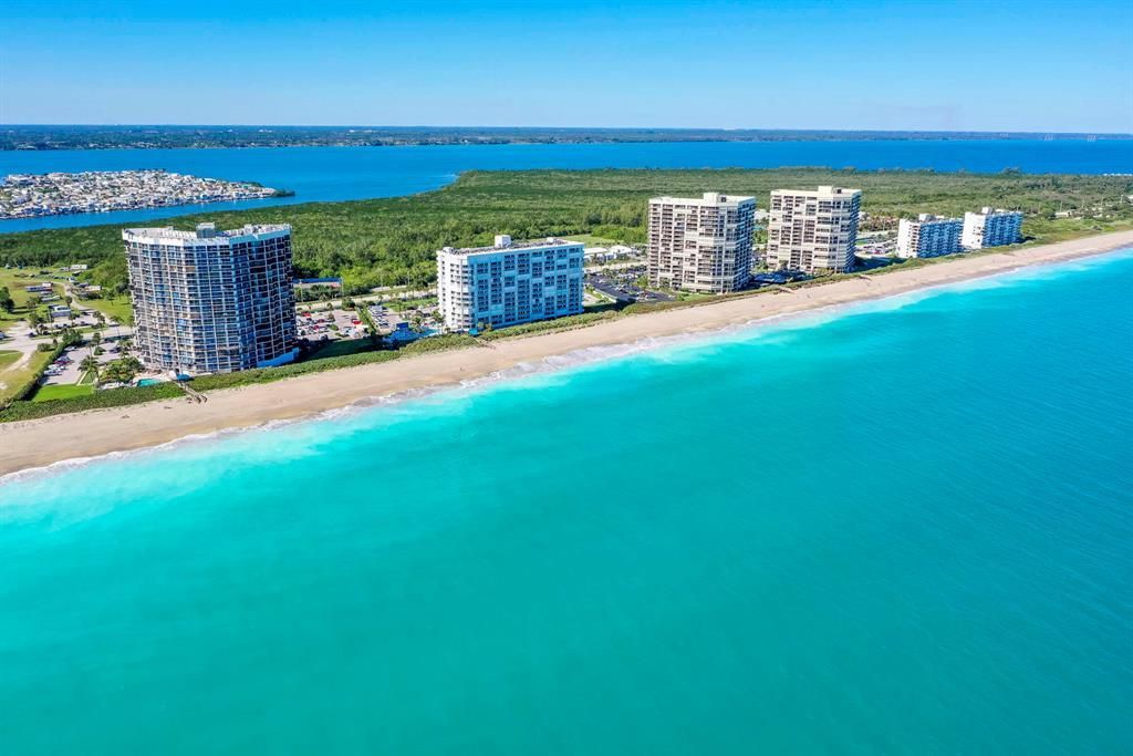 مجمع سكني شراء Jensen Beach ،Florida 128400195