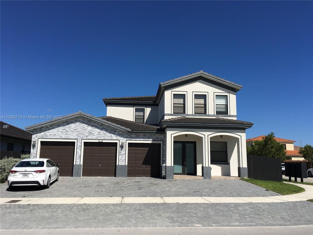 Miami Terrace Mobile Home, Floridaの 売却高級ヴィラ 128148074