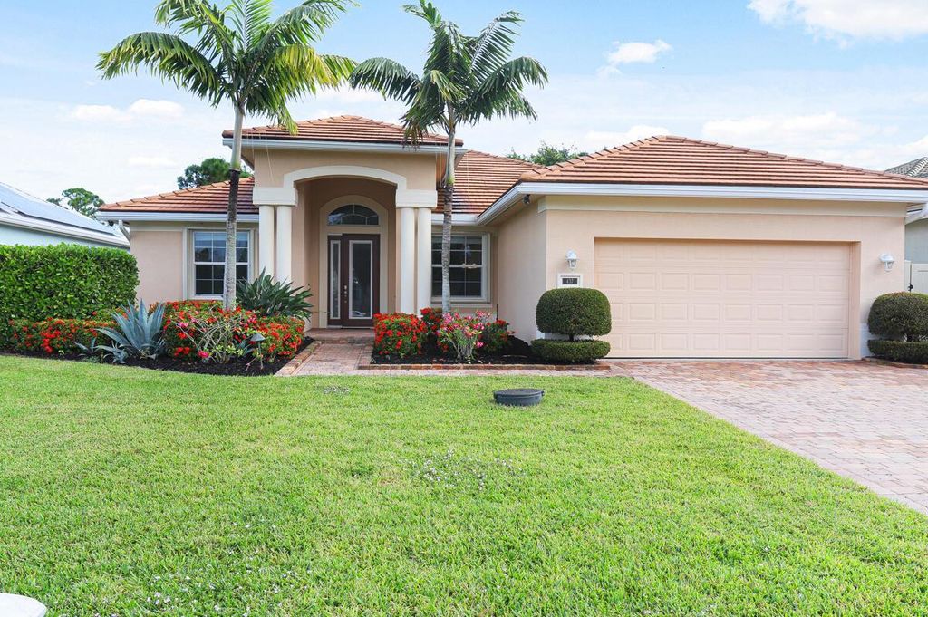 4 bedroom luxury Villa for sale in Jensen Beach, Florida 129535745